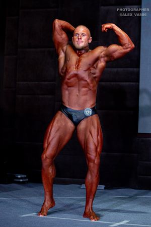CLASSIC PHYSIQUE-НОВИЧКИ